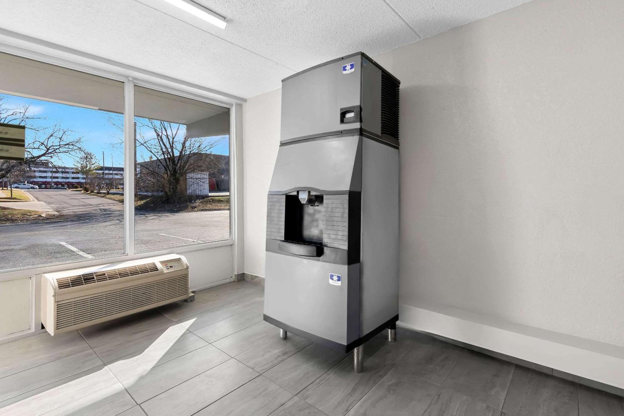 Quality Inn Nashville - Opryland Area Dış mekan fotoğraf