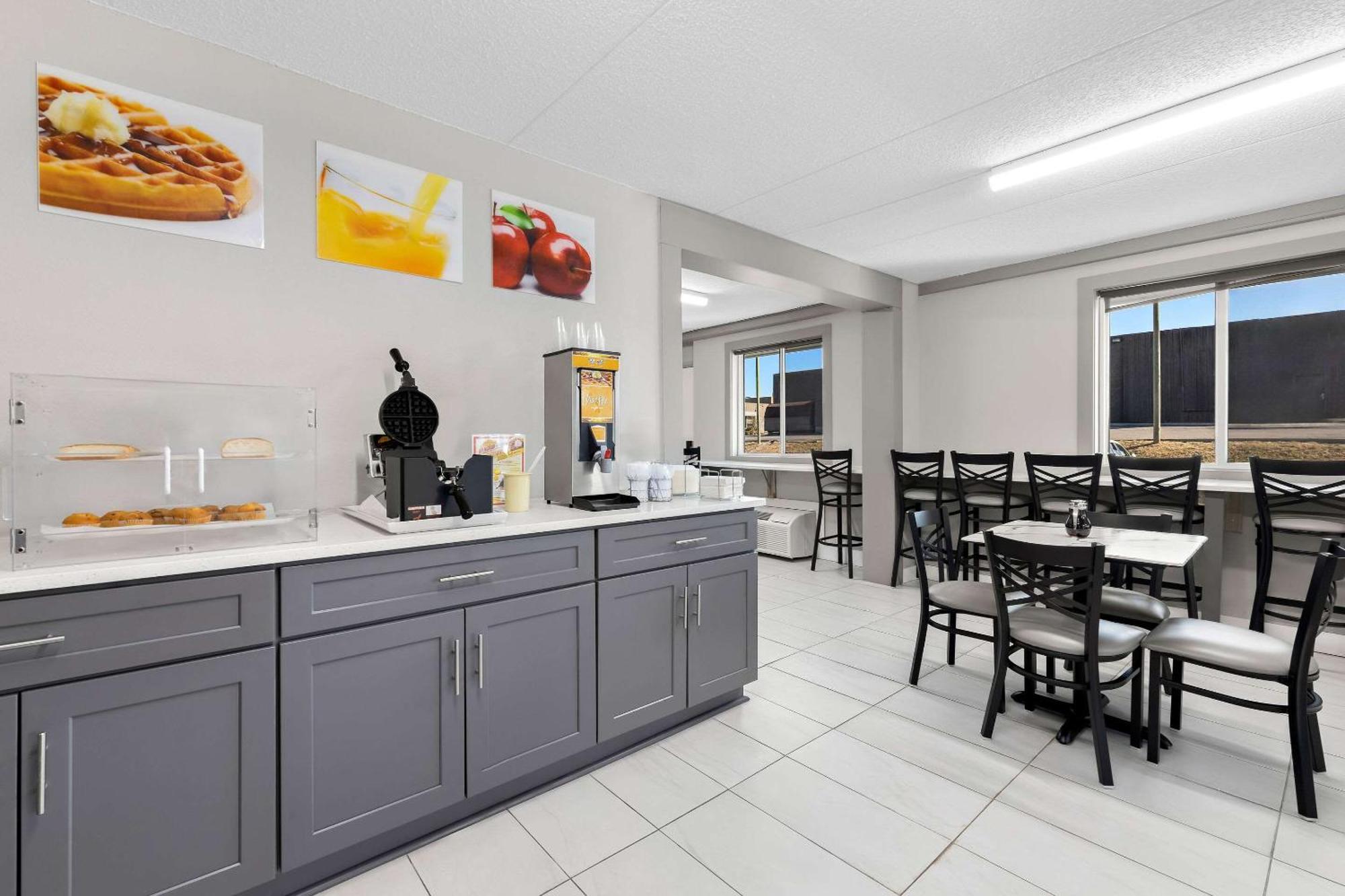Quality Inn Nashville - Opryland Area Dış mekan fotoğraf