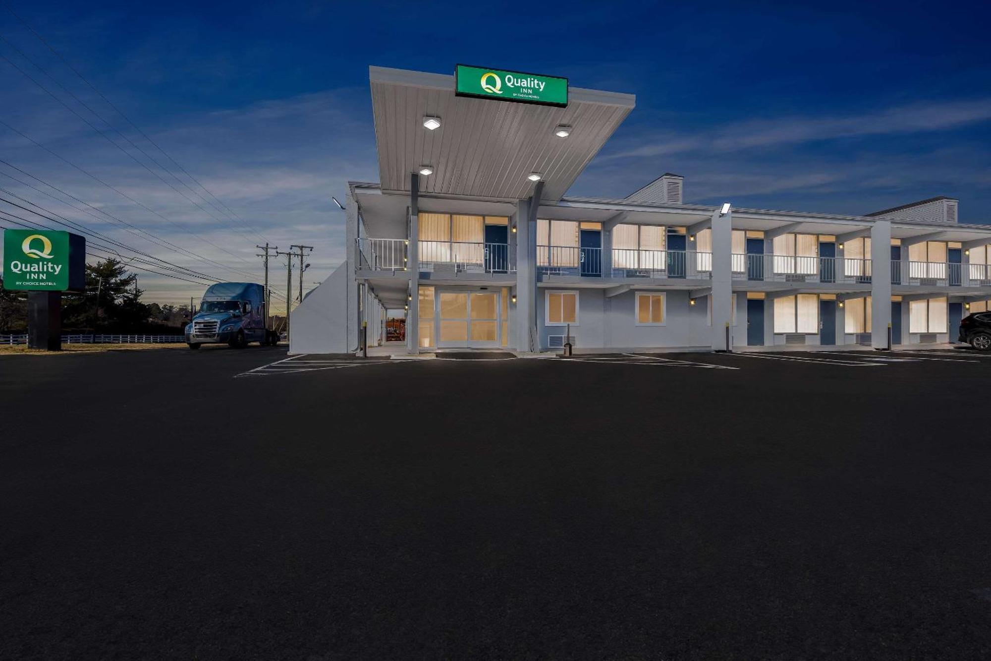 Quality Inn Nashville - Opryland Area Dış mekan fotoğraf